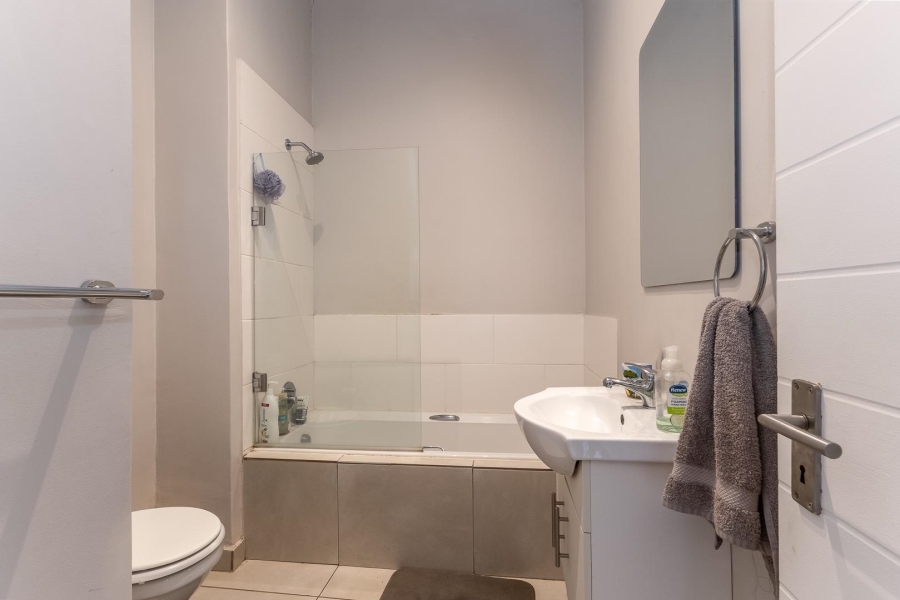To Let 0 Bedroom Property for Rent in Buhrein Western Cape